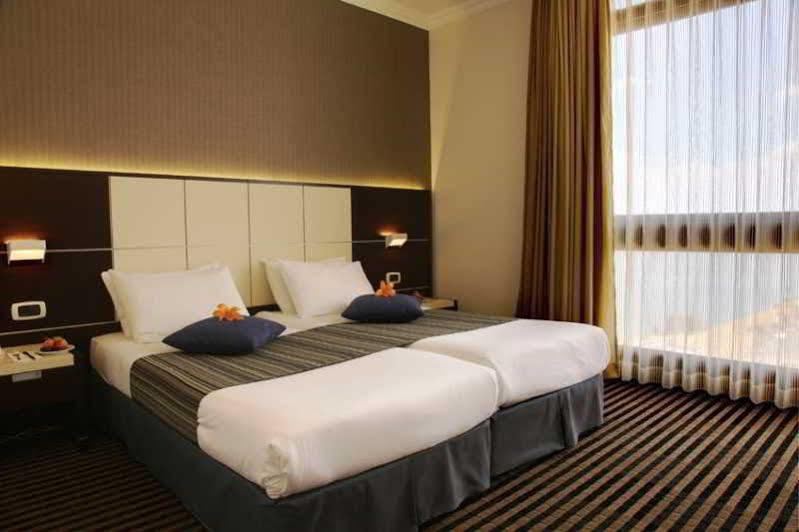 Golan Hotel Tiberias Eksteriør billede